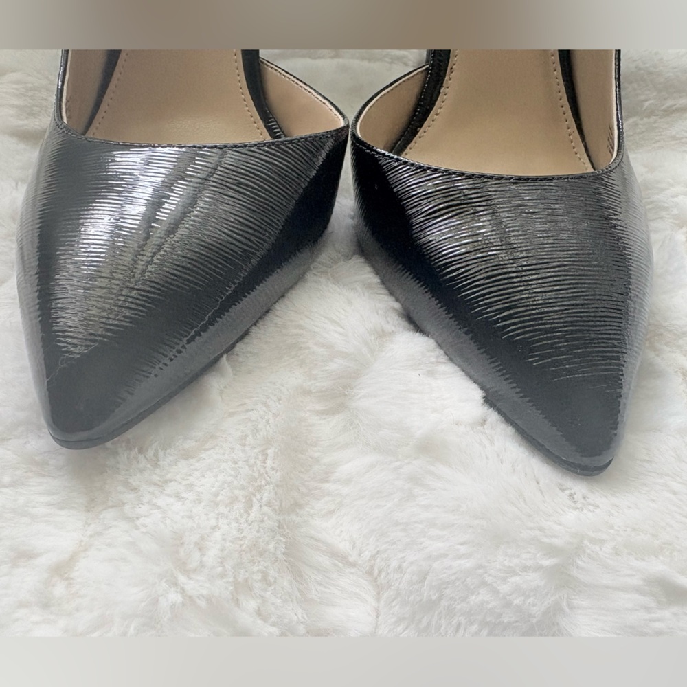 New Michael Kors Black Nathalie Flex
Crafted leather pumps sleek stiletto heel - Picture 11 of 13